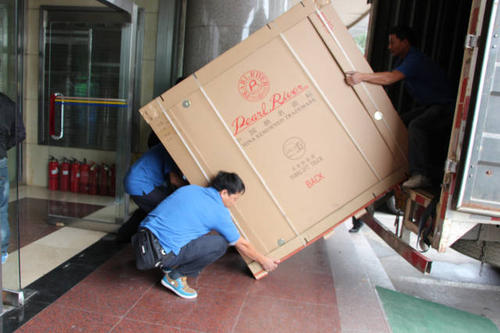 崇州钢琴贵重工艺品无忧运